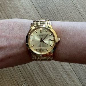 BURBERRY gold watch